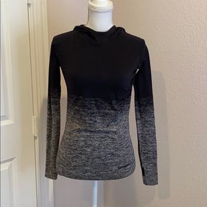 Ivy Park pullover hoodie with hood small